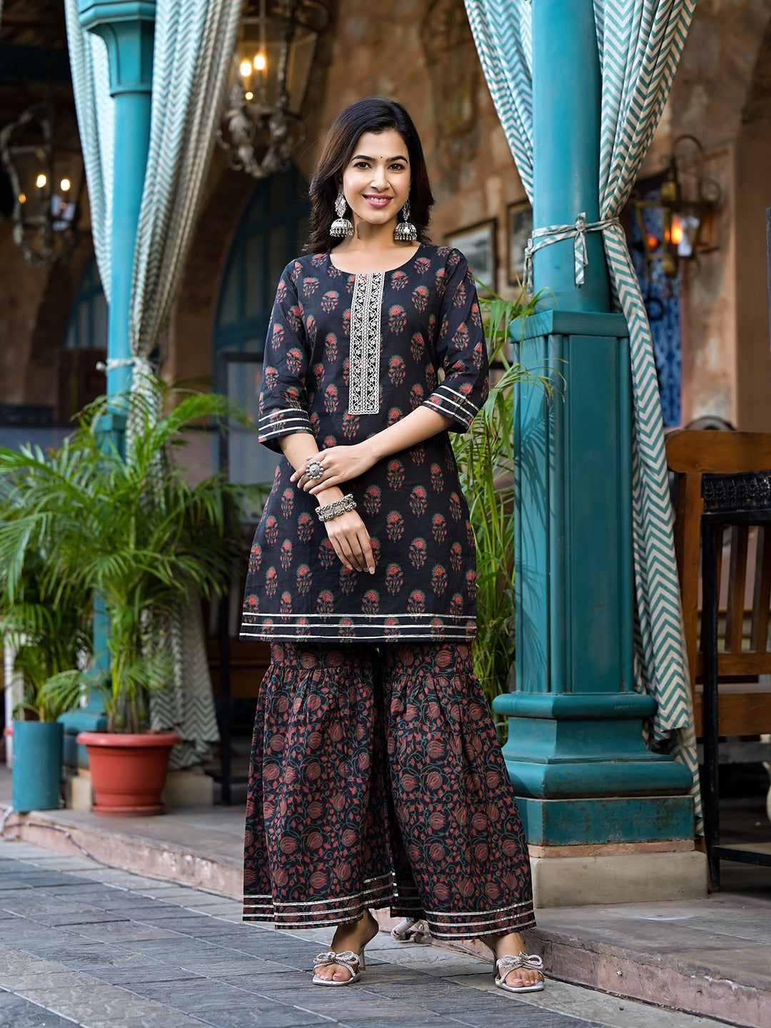 Black Floral Zari_Work Kurta Sharara With Dupatta Set-Yufta Store-1725SKDBKS