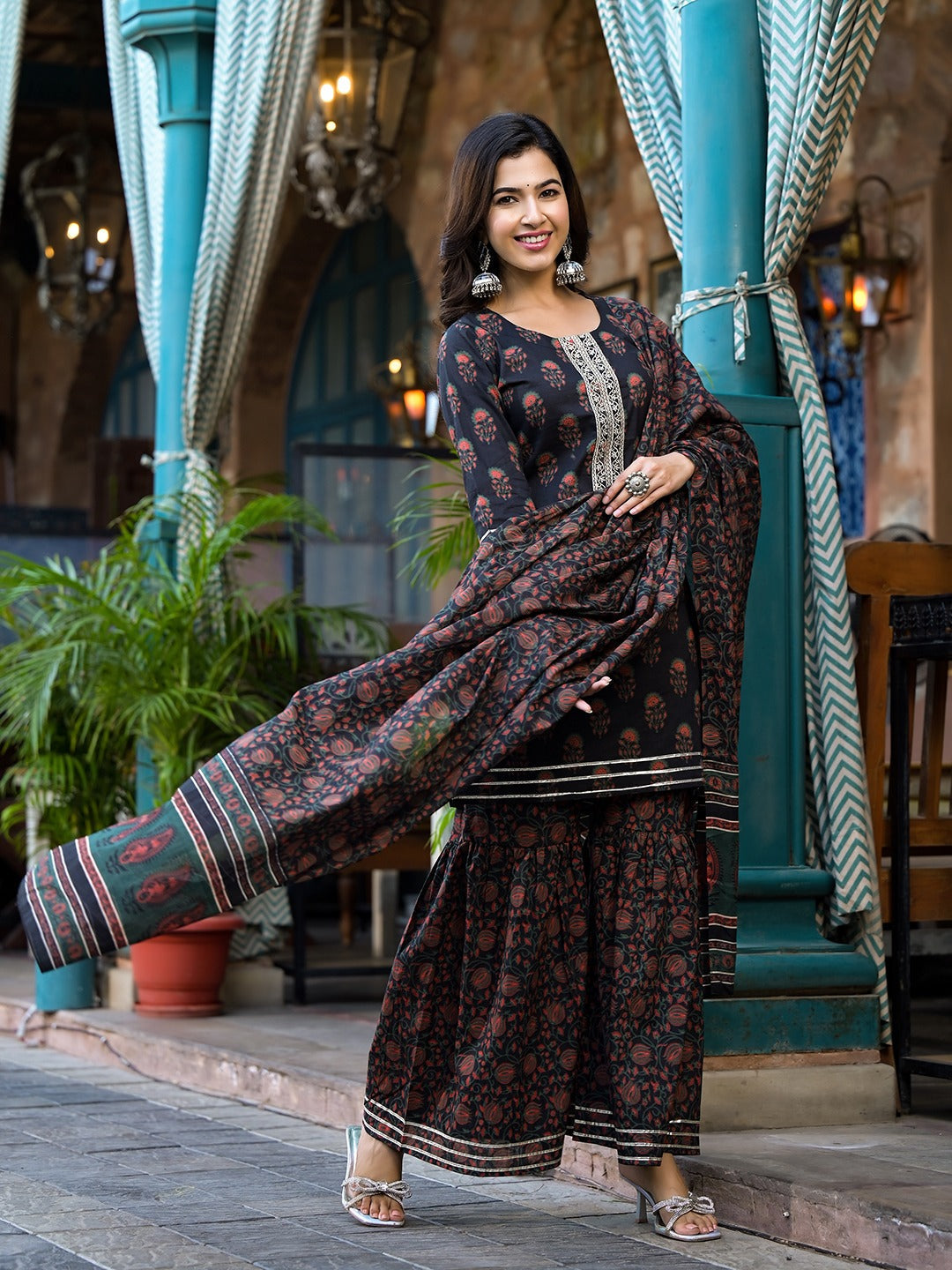 Black Floral Zari_Work Kurta Sharara With Dupatta Set-Yufta Store-1725SKDBKS