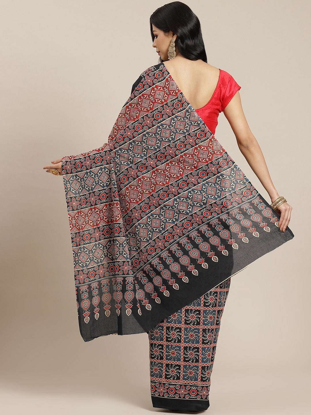 Black & Red Ethnic Motifs Saree