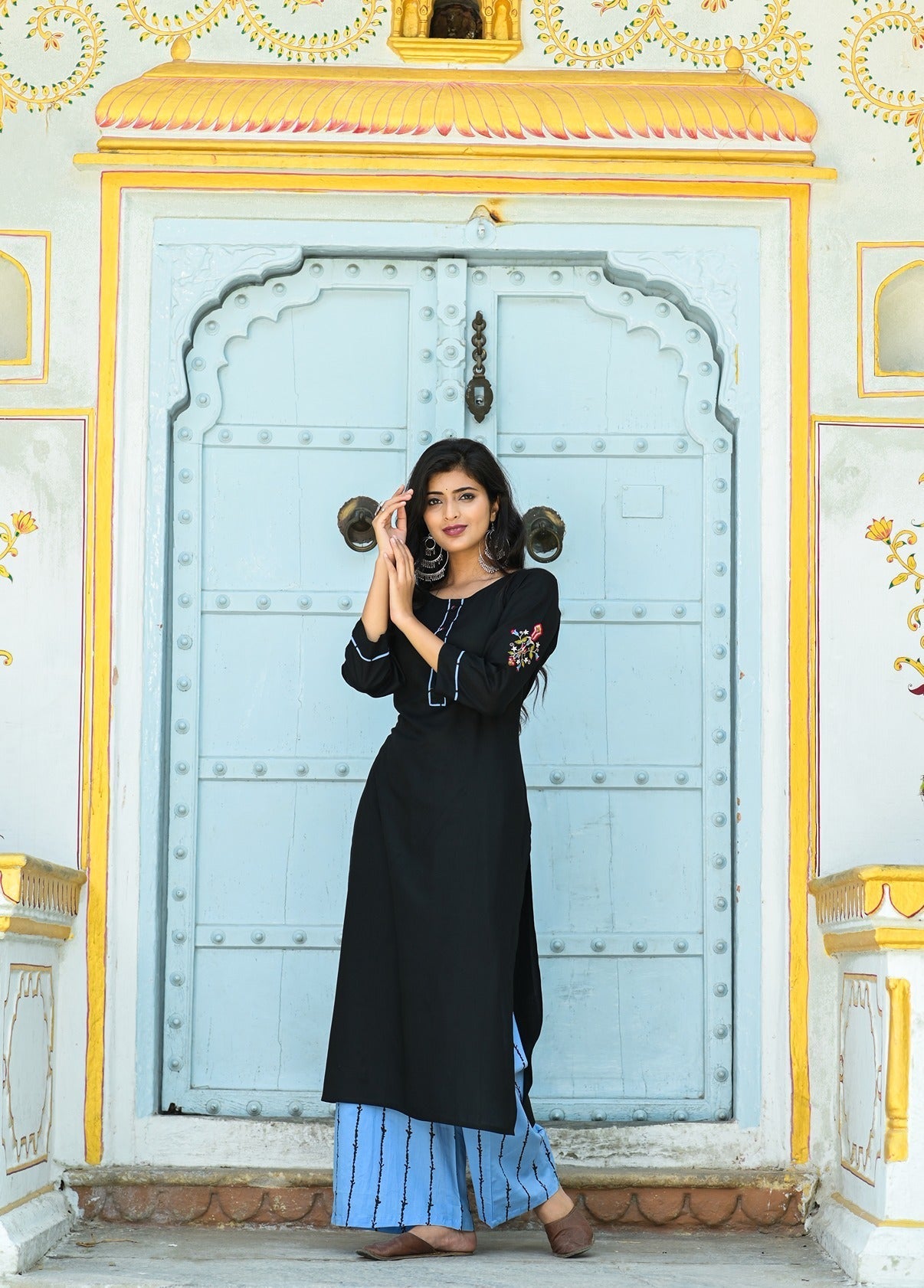 Black Solid Kurta Set