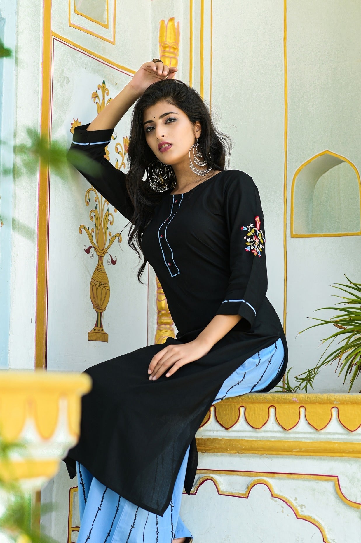 Black Solid Kurta Set