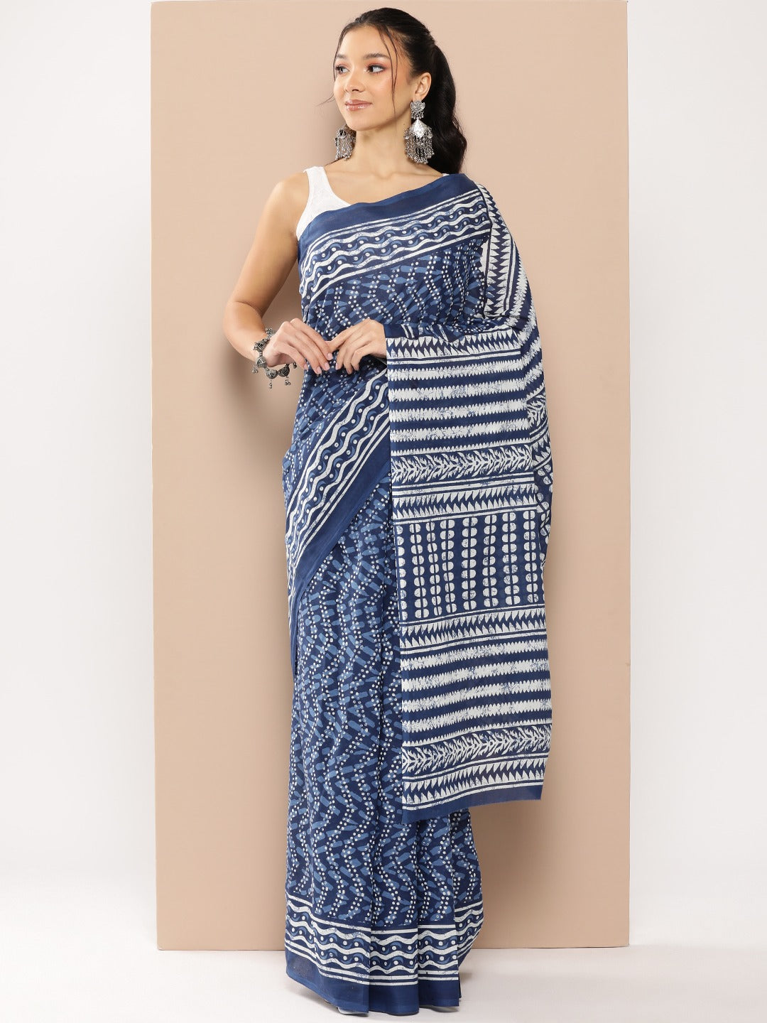 Blue Chevron Mulmul Cotton Sarees With Unstitched Blouse-Yufta Store-1967SARBL