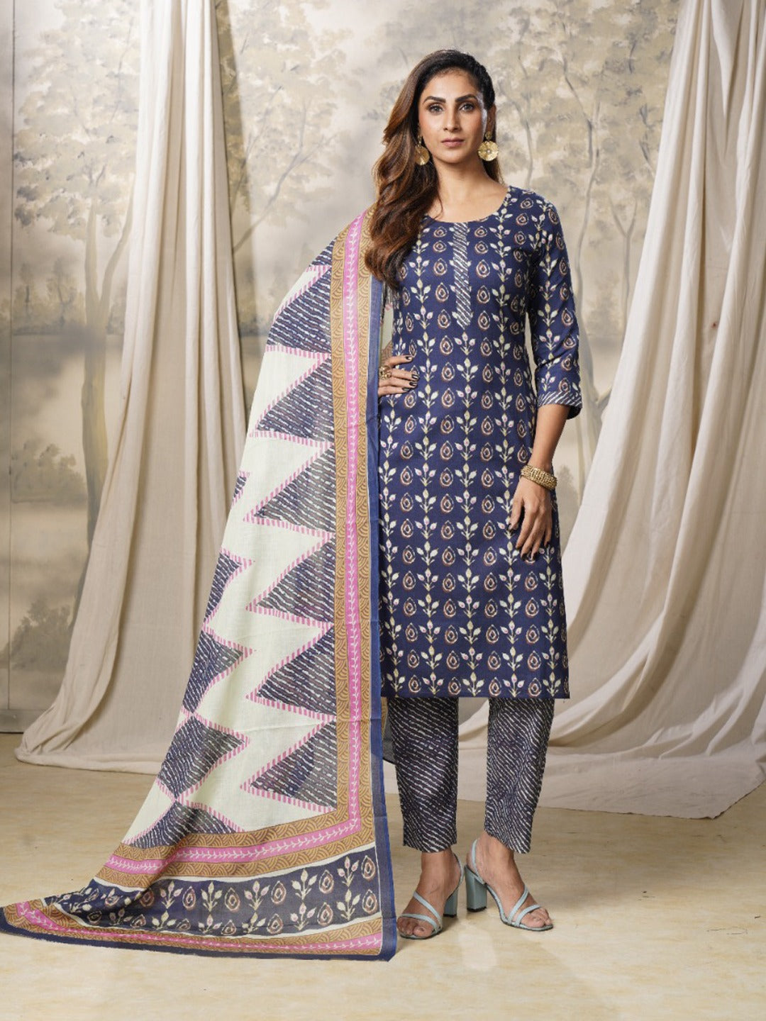 Blue Ethnic Motifs Printed Round Neck Dupatta Set-Yufta Store-9993SKDBLS