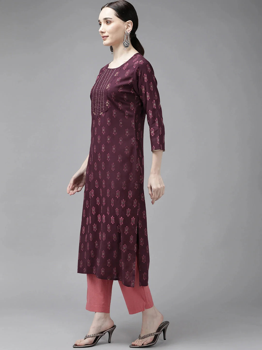 Burgundy Printed Thread Work Kurta