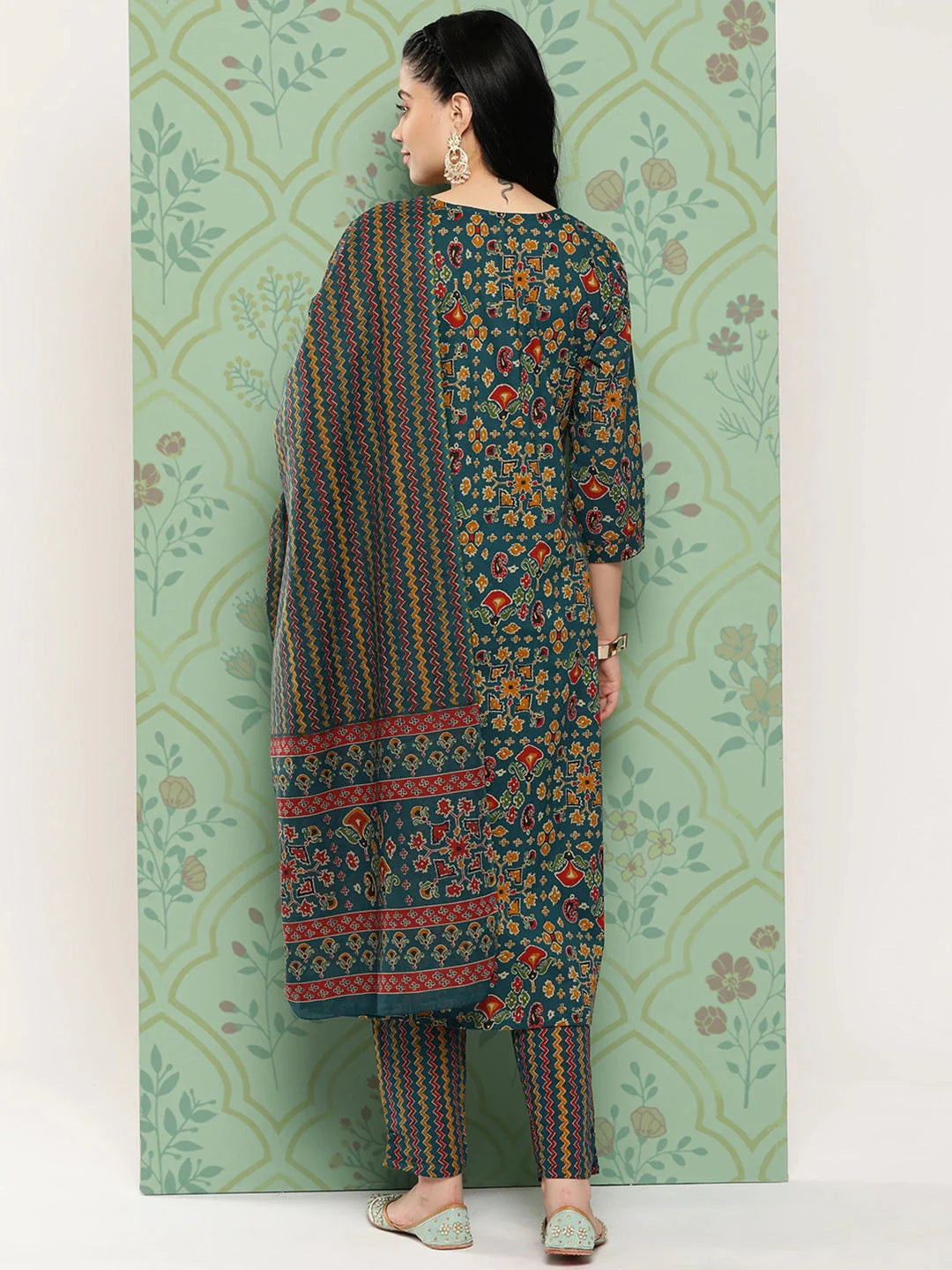 Floral Embroidered Regular Sequined Pure Cotton Kurta with Trousers & With Dupatta-Yufta Store-1455SKDTBS