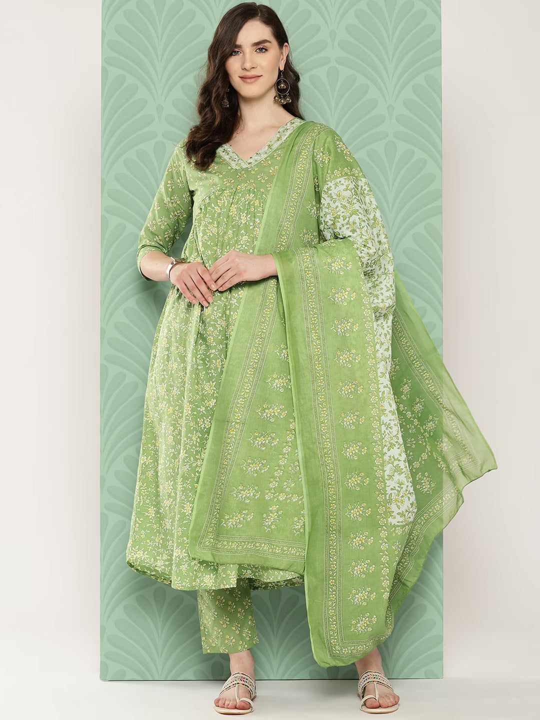 Green Floral Printed Regular Pure Cotton Kurta with Trousers & With Dupatta Set-Yufta Store-1251SKDGRS