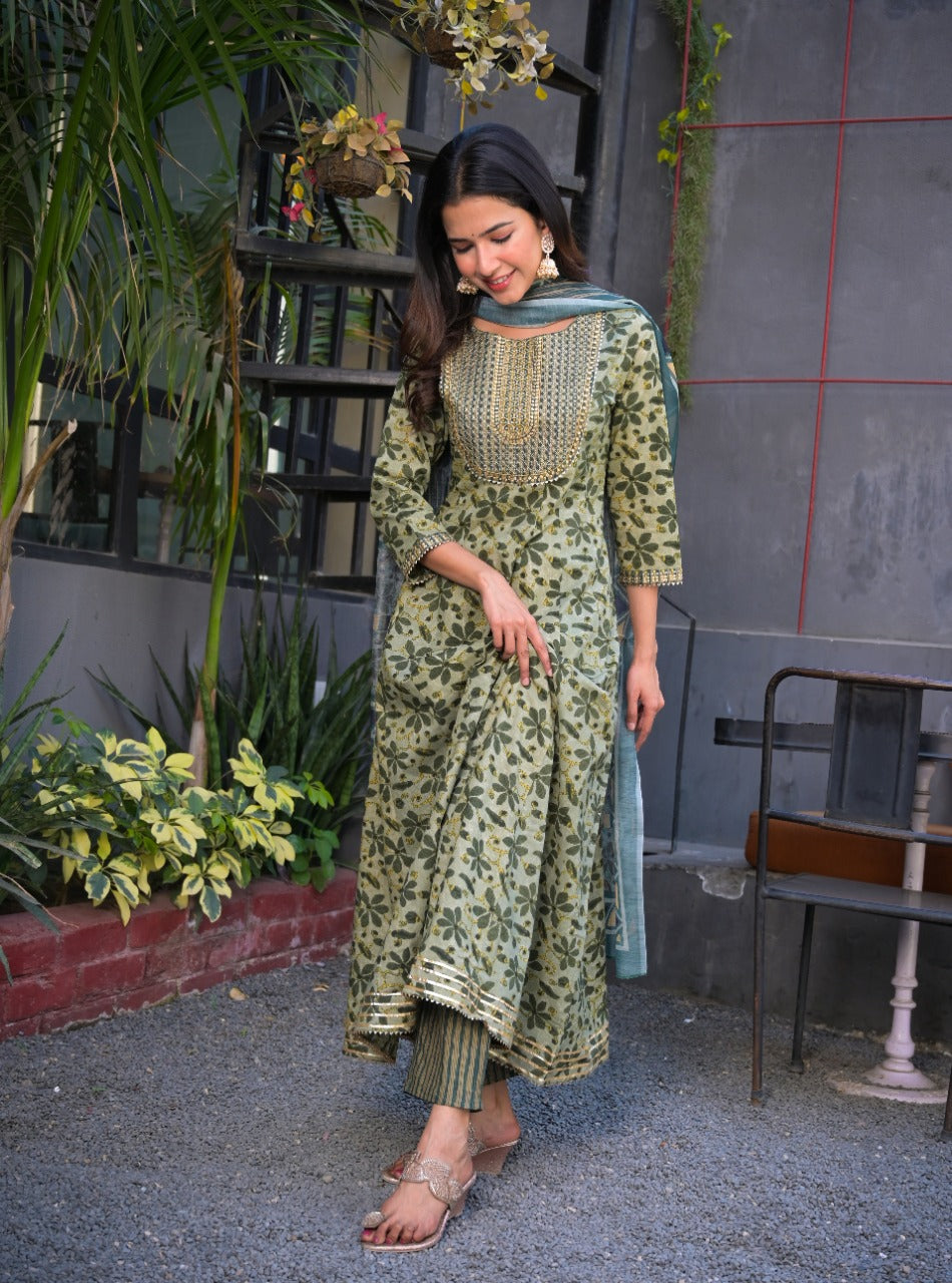 Green Hand block A-Line Dupatta Set