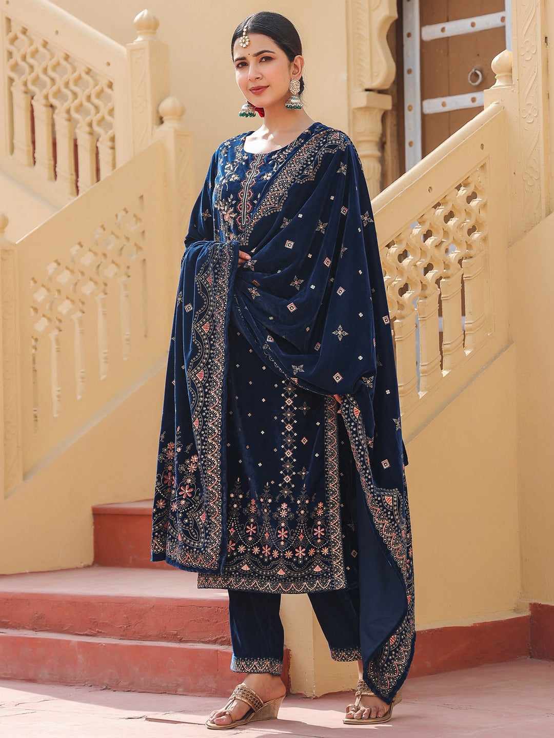 Navy Blue velvet kurta dupatta set-Yufta Store-1678SKDNBS