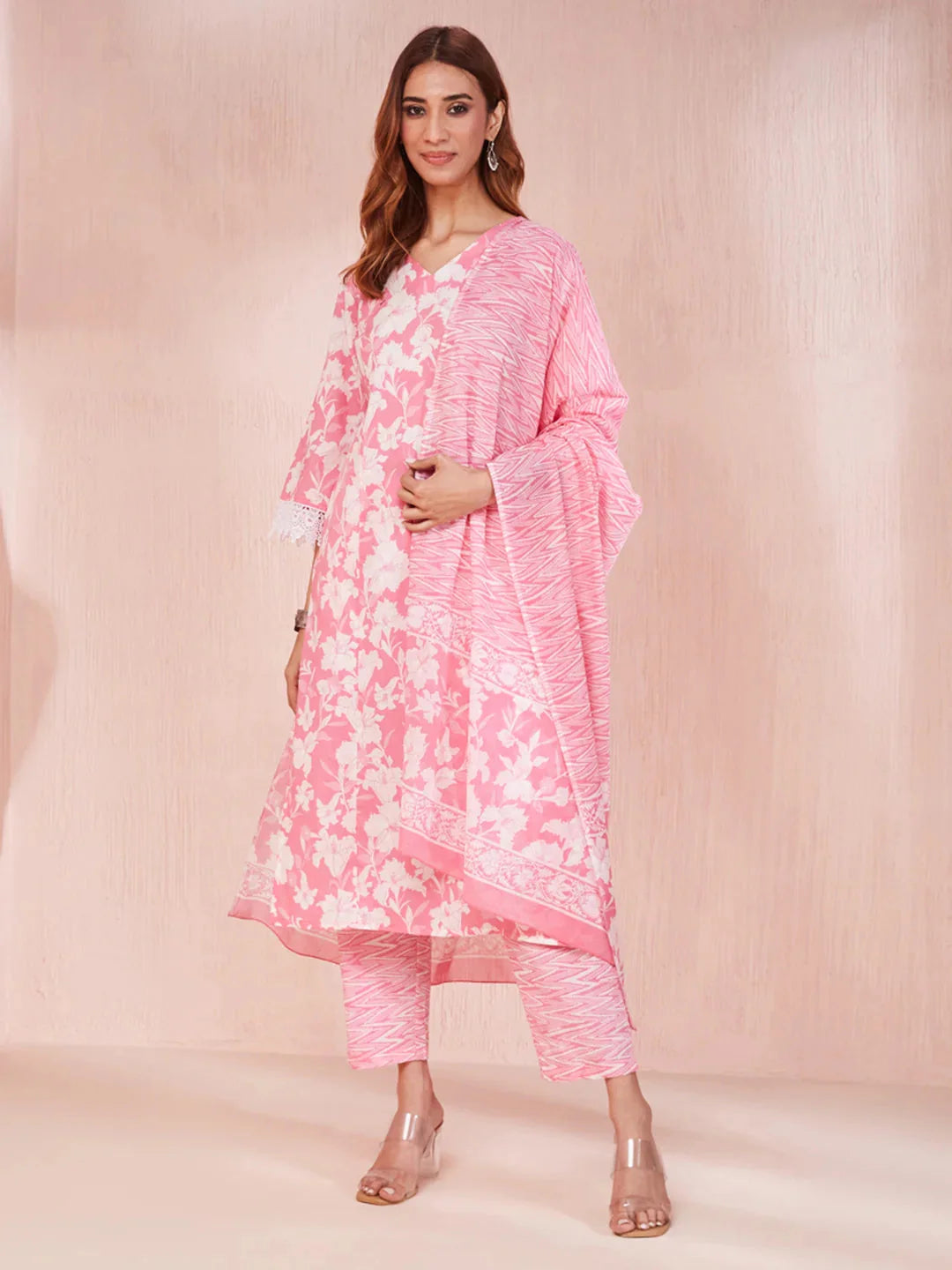 Pink And White Floral Print Lese Sleeves V-Neck Straight Kurta Trouser Set-Yufta Store-6862SKDPKS