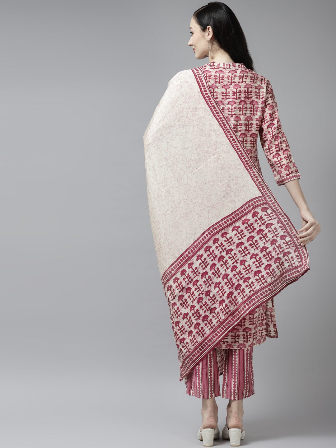 Pink Ethnic Motifs Dupatta Set