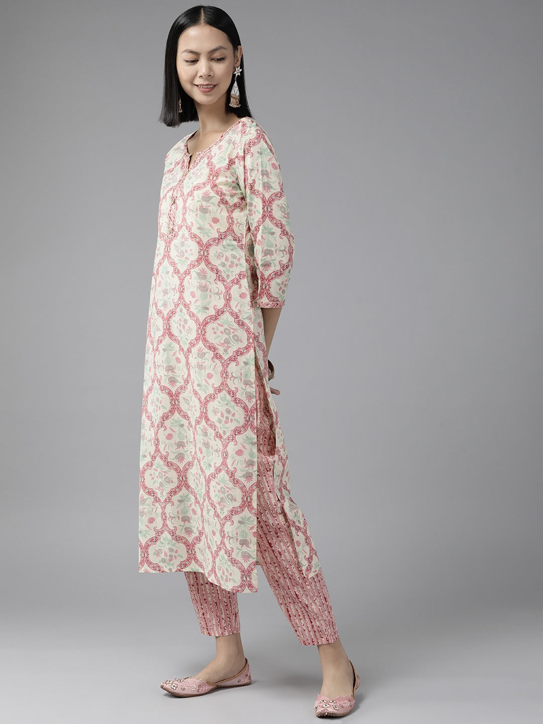 Pink Floral Embroidered Straight Cotton Kurta Dupatta Set-Yufta Store-1111SKDPKS