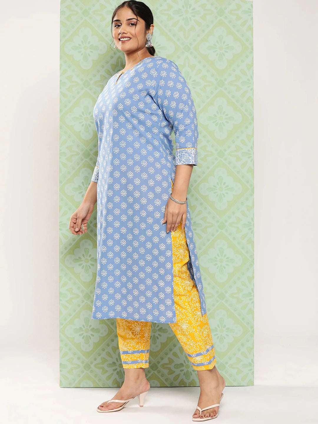 Plus Size Ethnic Motifs Printed Thread Work Pure Cotton Kurta Set-Yufta Store-9424PSKDBL3XL