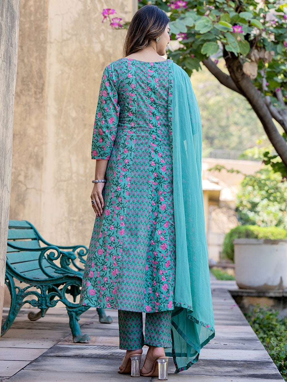 Sea Green Three quarter Regular Sleeves Cotton Anarkali Kurta Dupatta Set