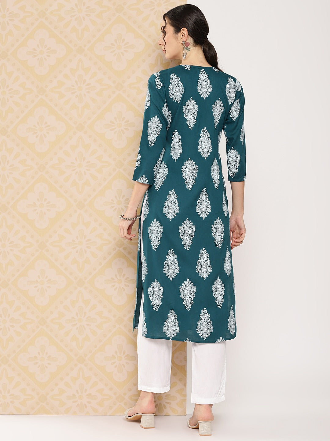 Teal Women Ethnic Motifs Printed Regular Kurta with Trousers-Yufta Store-1482SETTGS