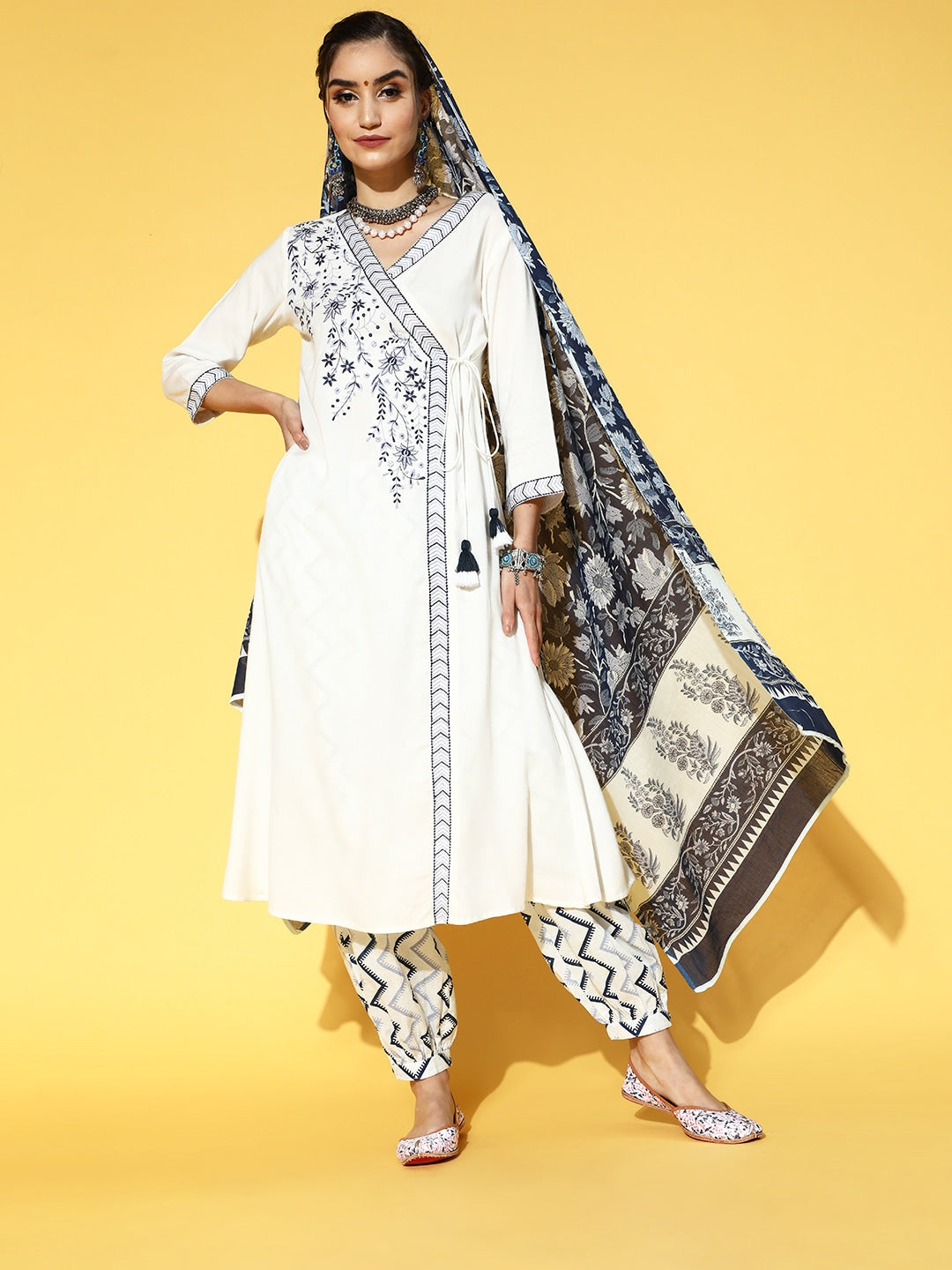 White & Navy Blue Embroidered Dupatta Set-Yufta Store-9520SKDWHS