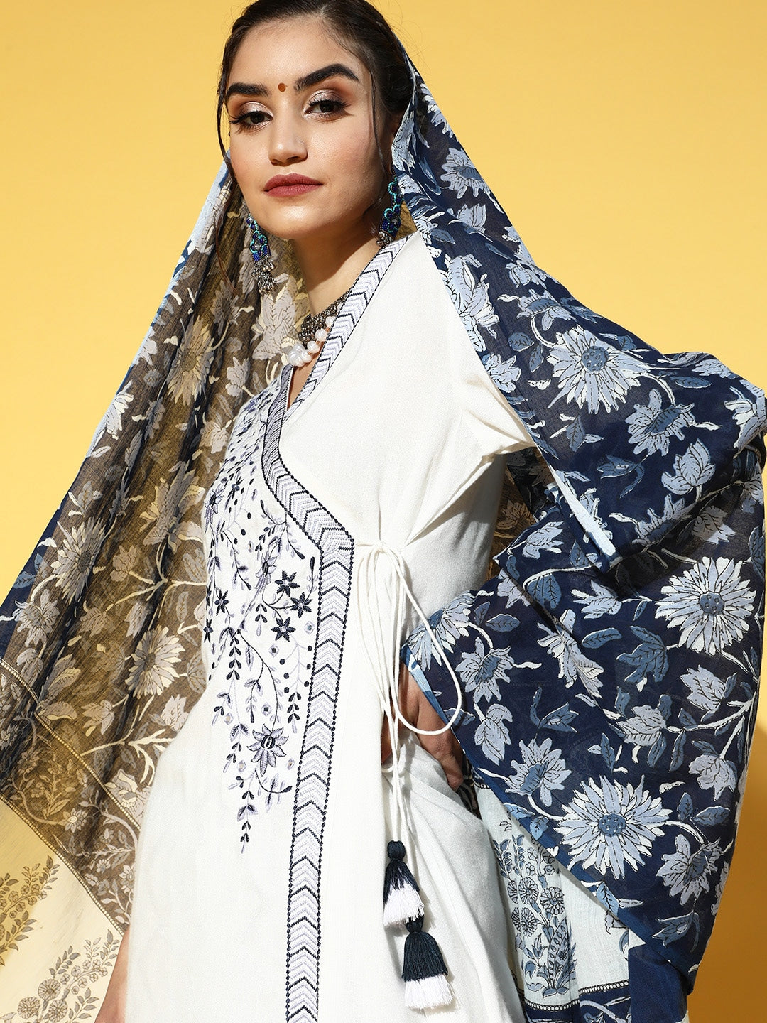 White & Navy Blue Embroidered Dupatta Set-Yufta Store-9520SKDWHS