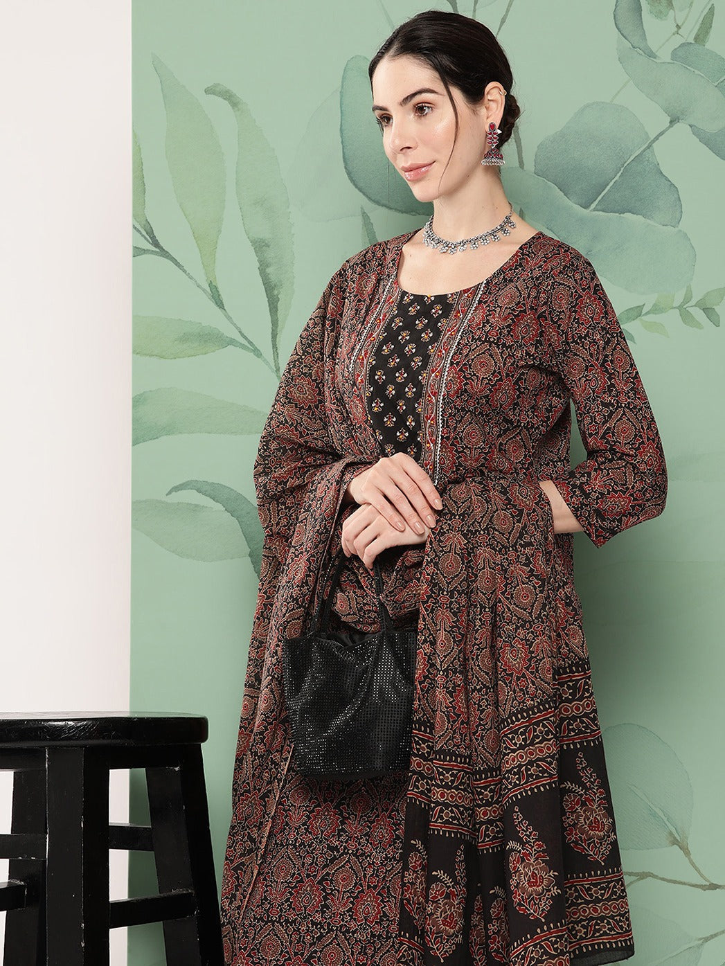 Women Black & Red Floral Printed Pure Cotton Kurta with Trousers & With Dupatta-Yufta Store-1182SKDMLTS