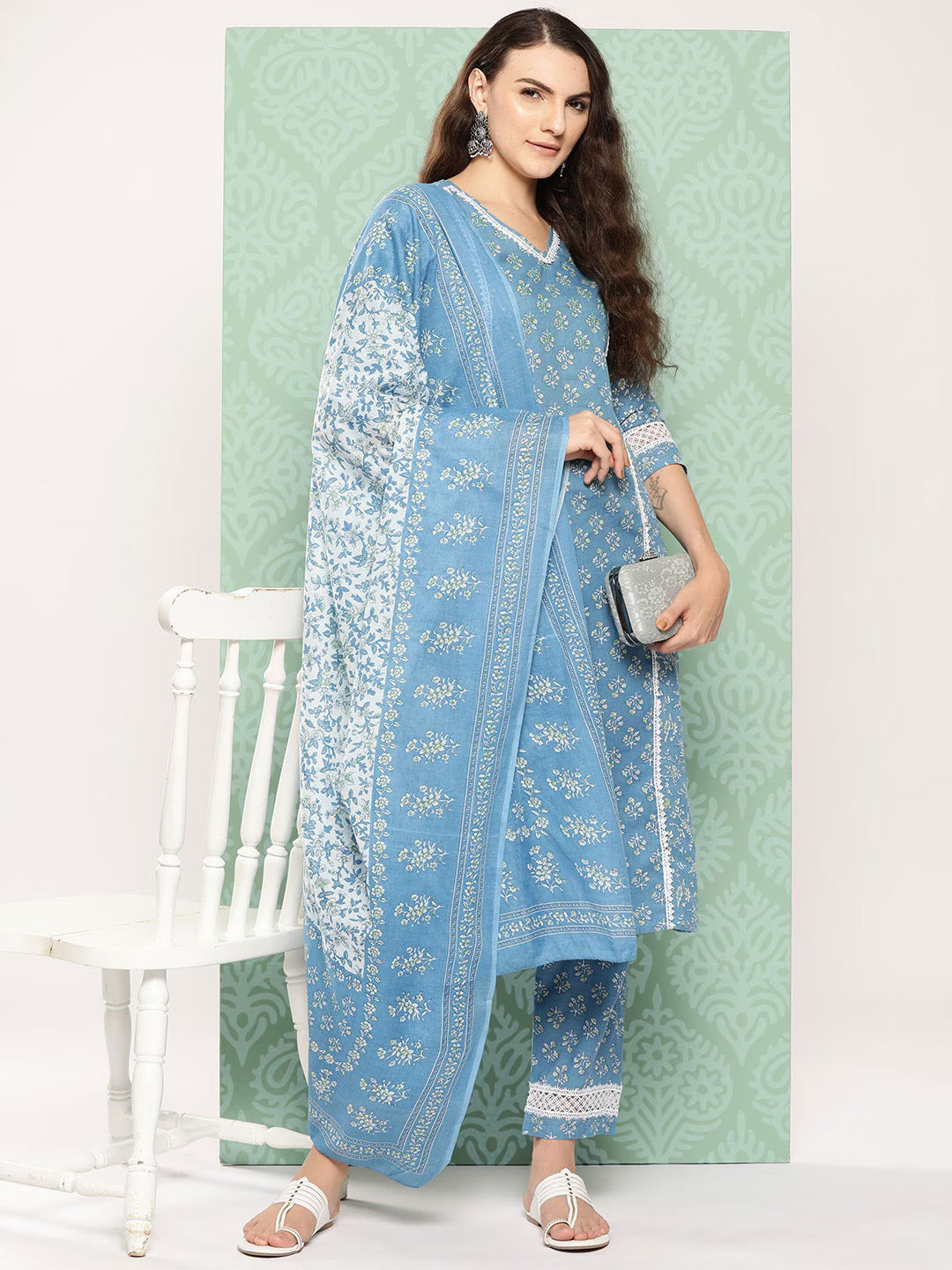 Floral Printed Regular Pure Cotton Kurta with Trousers & With Dupatta