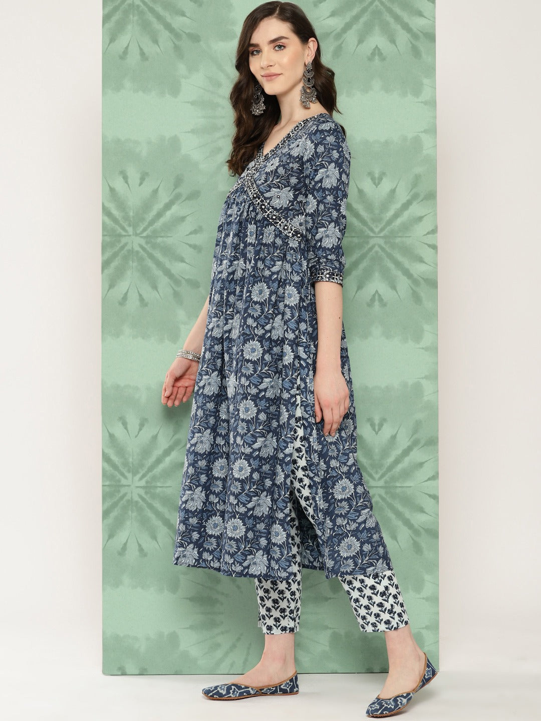 Blue Floral print alia-cut Kurta with Trousers with dupatta Set