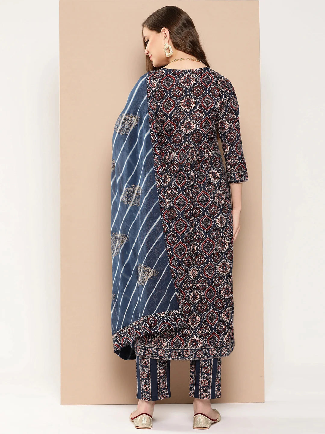 Ethnic Motifs Printed Regular Sequined Cotton Kurta with Trousers Dupatta