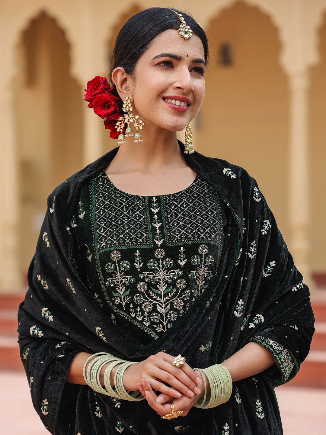 Green velvet kurta dupatta set-Store