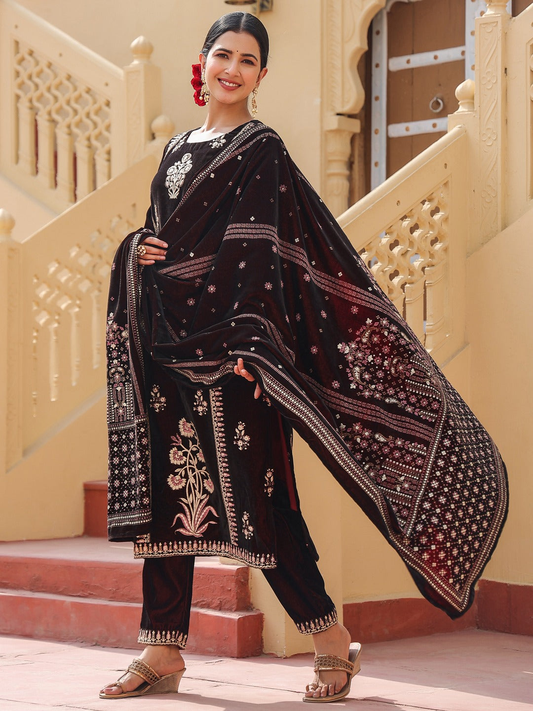 Maroon velvet kurta dupatta set-Store