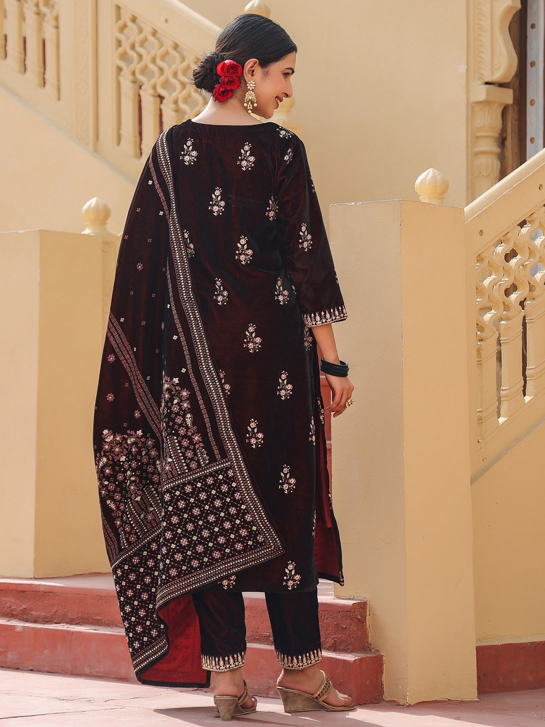 Maroon velvet kurta dupatta set-Store