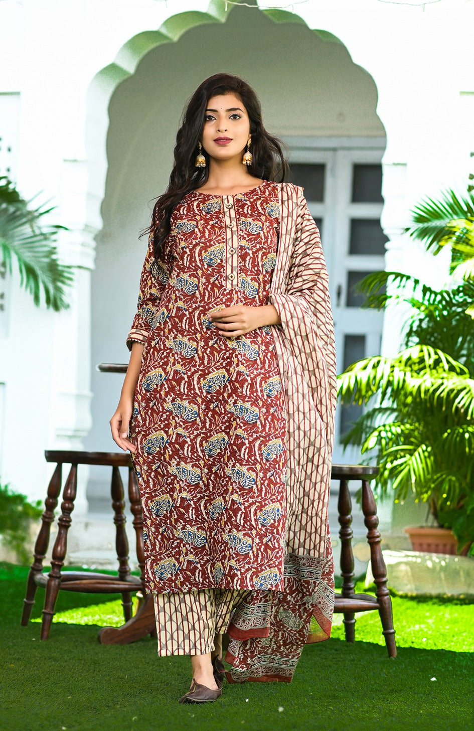 Maroon Printed Dupatta Set-Store