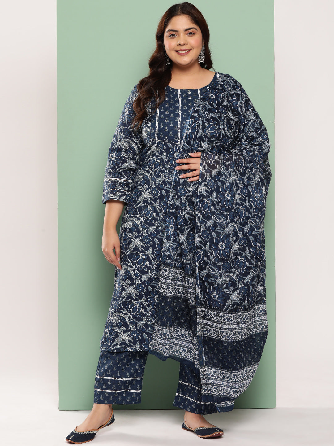 Blue Plus Size Floral Printed Pure Cotton Kurta with Trousers & With Dupatta