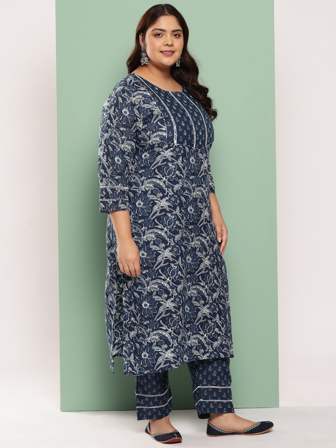 Blue Plus Size Floral Printed Pure Cotton Kurta with Trousers & With Dupatta