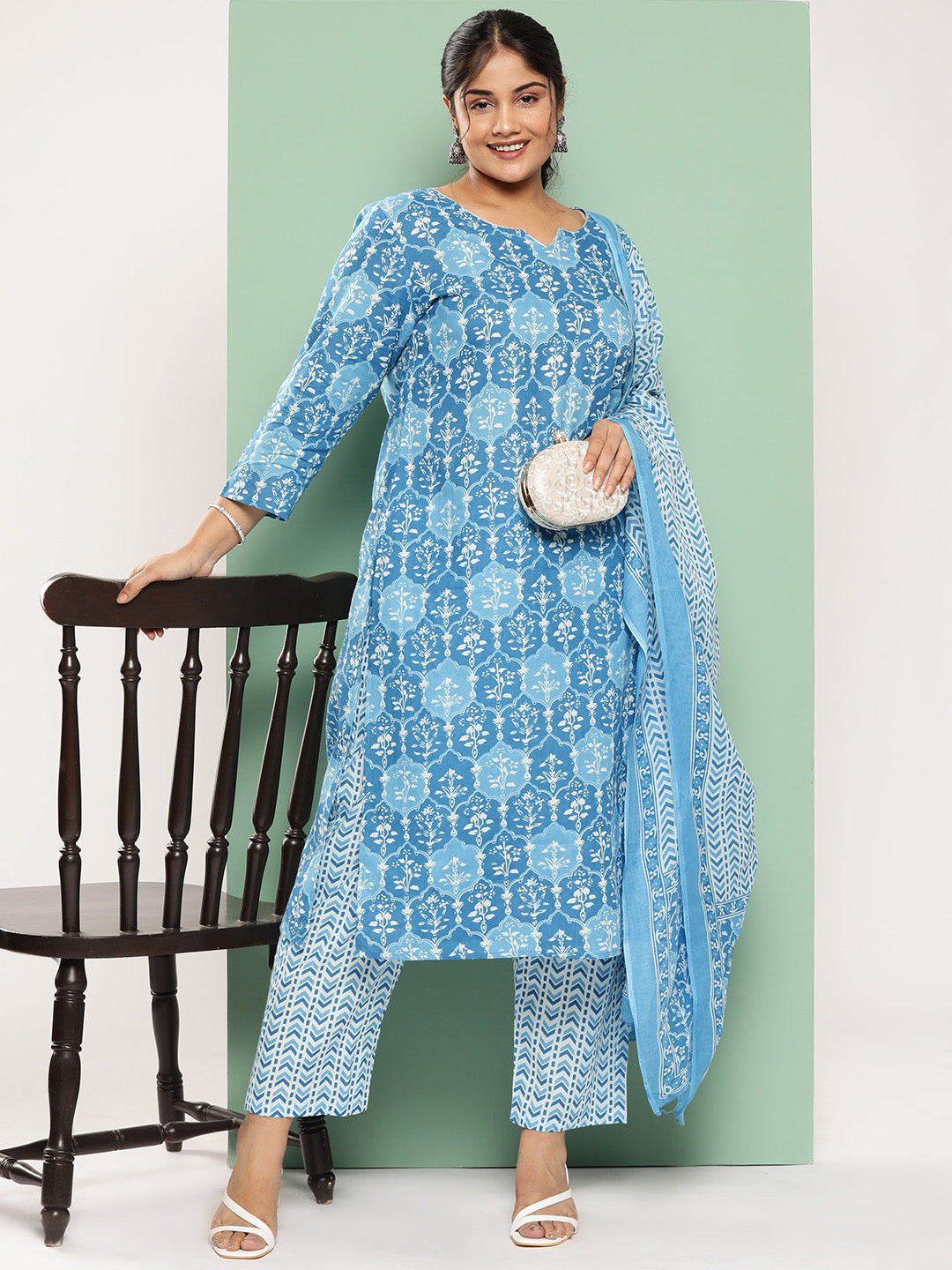 Plus Size Floral Printed Regular Pure Cotton Kurta with Trousers & Dupatta