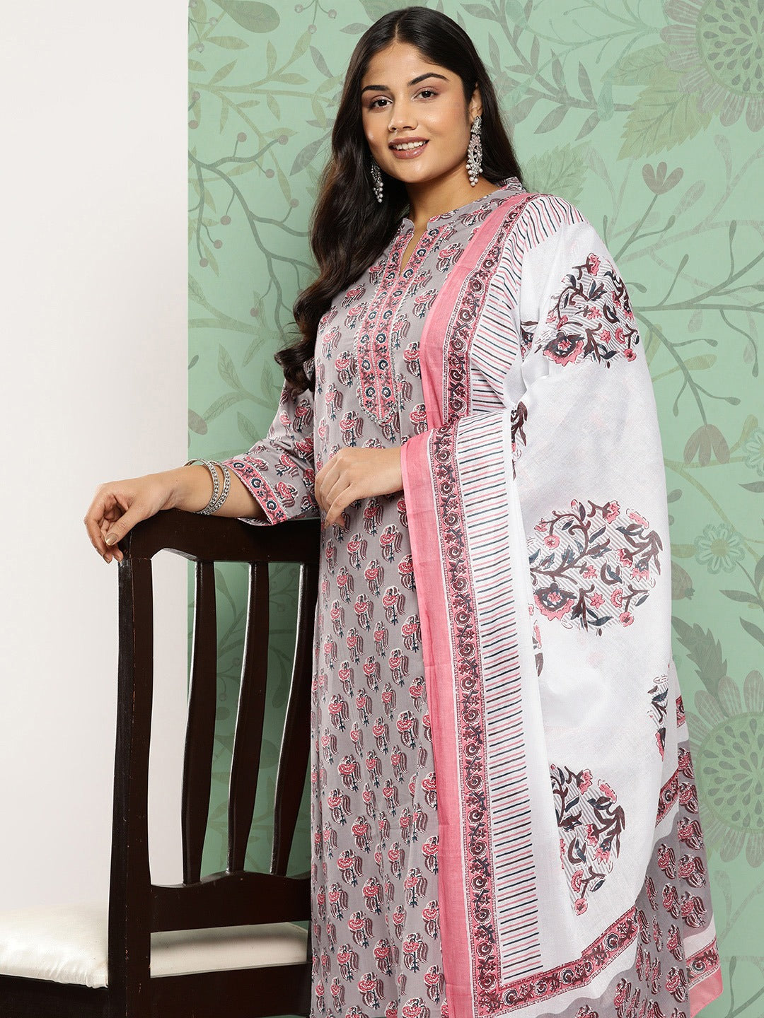 Plus Size Gotta Patti Cotton Kurta Dupatta Set 5