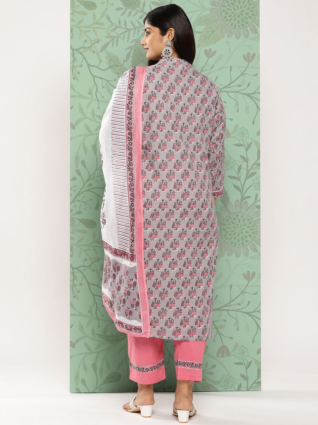 Plus Size Gotta Patti Cotton Kurta Dupatta Set 5