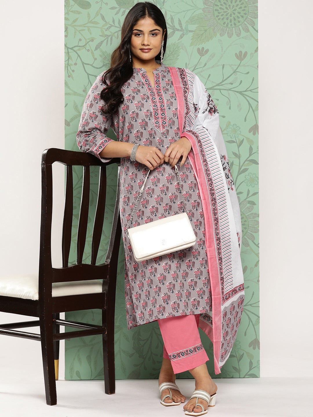 Plus Size Gotta Patti Cotton Kurta Dupatta Set 5